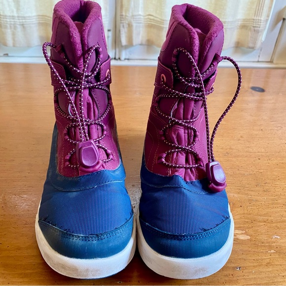 Merrell Snow Bank 2.0 Boot, Waterproof, Size 4, Berry - Picture 10 of 10